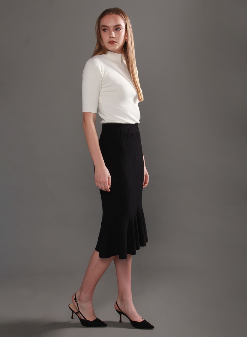 FREE - Knitted Blouse