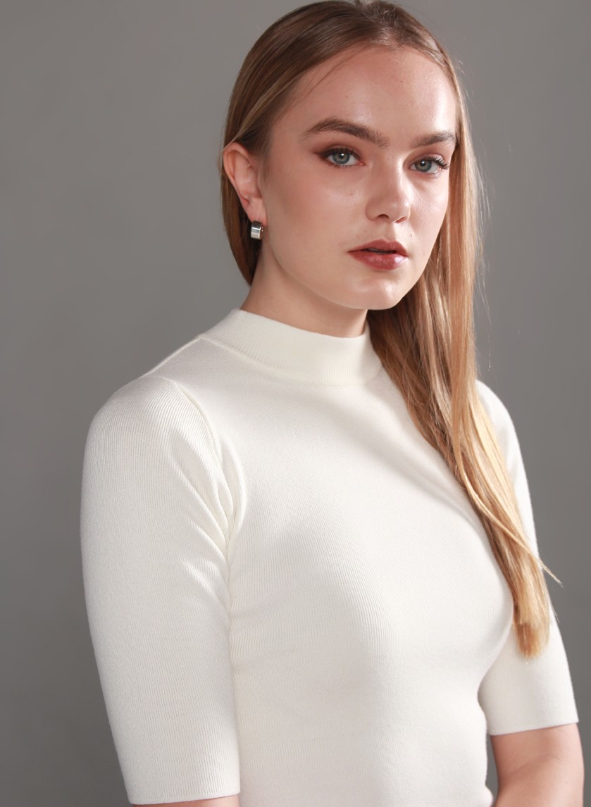 FREE - Knitted Blouse