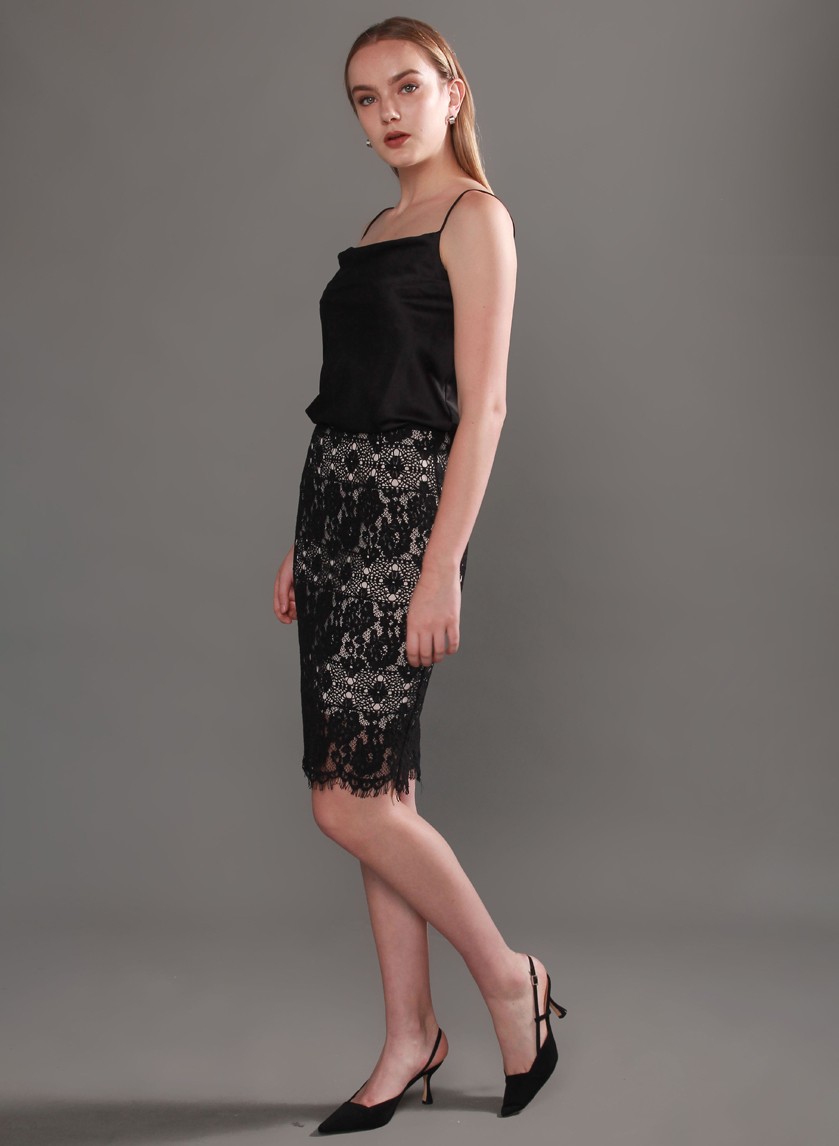 DIVA - Lace Skirt