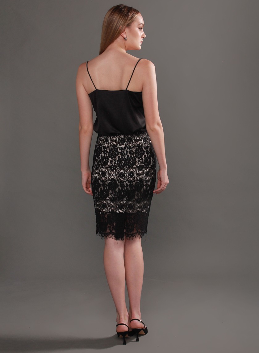 DIVA - Lace Skirt